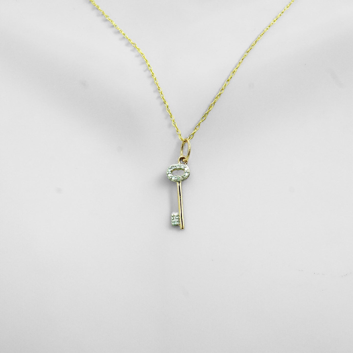 Yellow Gold Diamond Key Pendant .06ct tw with Chain